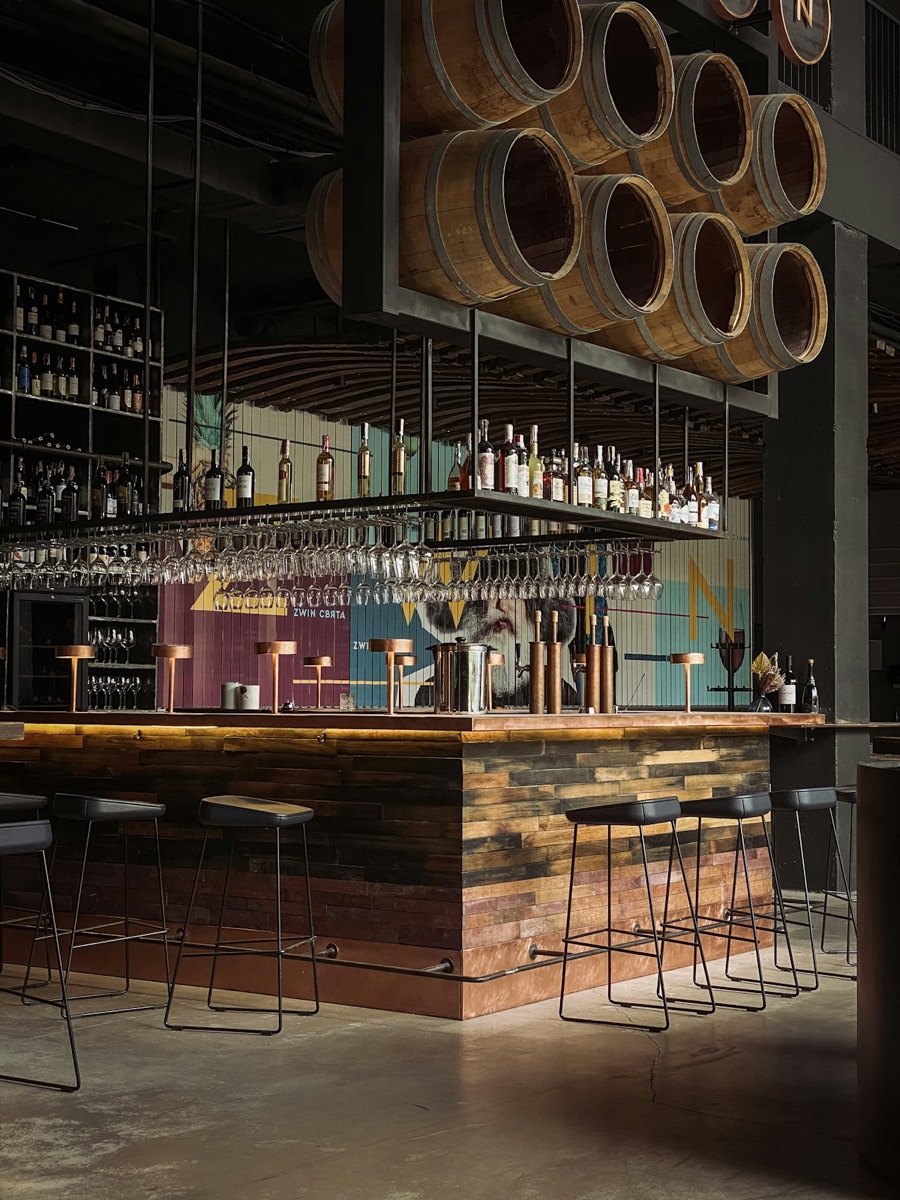 Estela — gallery