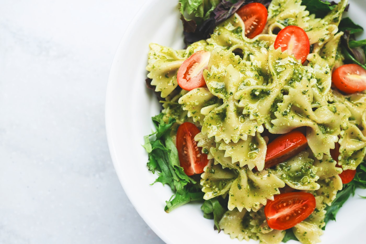 Fusilli with sweet-pea cream